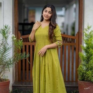 360 BHARAT CRAFT Women's Parrot GREEN Cotton Floral Embroidered Kurta and Palazzo Set for Festivals